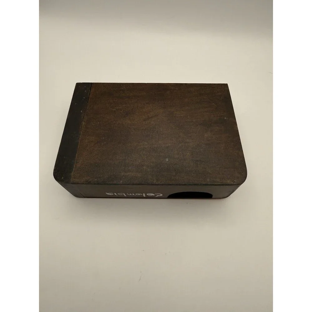 Hand Painted Colombia Wooden Box Lizard Gecko Trinket Jewelry Organizer